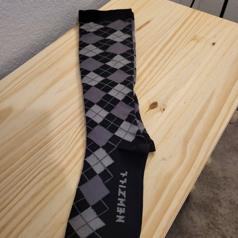 Compression socks gray/black argyle pattern